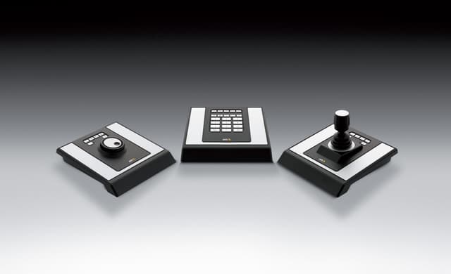 AXIS T8313 from Axis Communications - dimension diagram showing mounting measurements