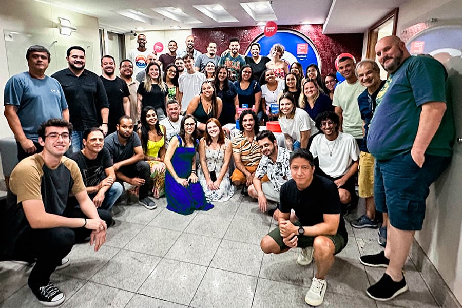 foto da equipe na celebração do selo GPTW